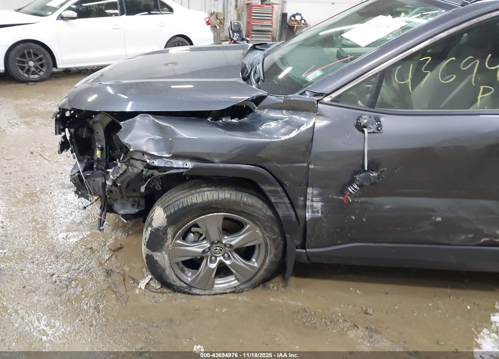 2025 TOYOTA RAV4 HYBRID XLE VIN: JTMRWRFV7SD333577