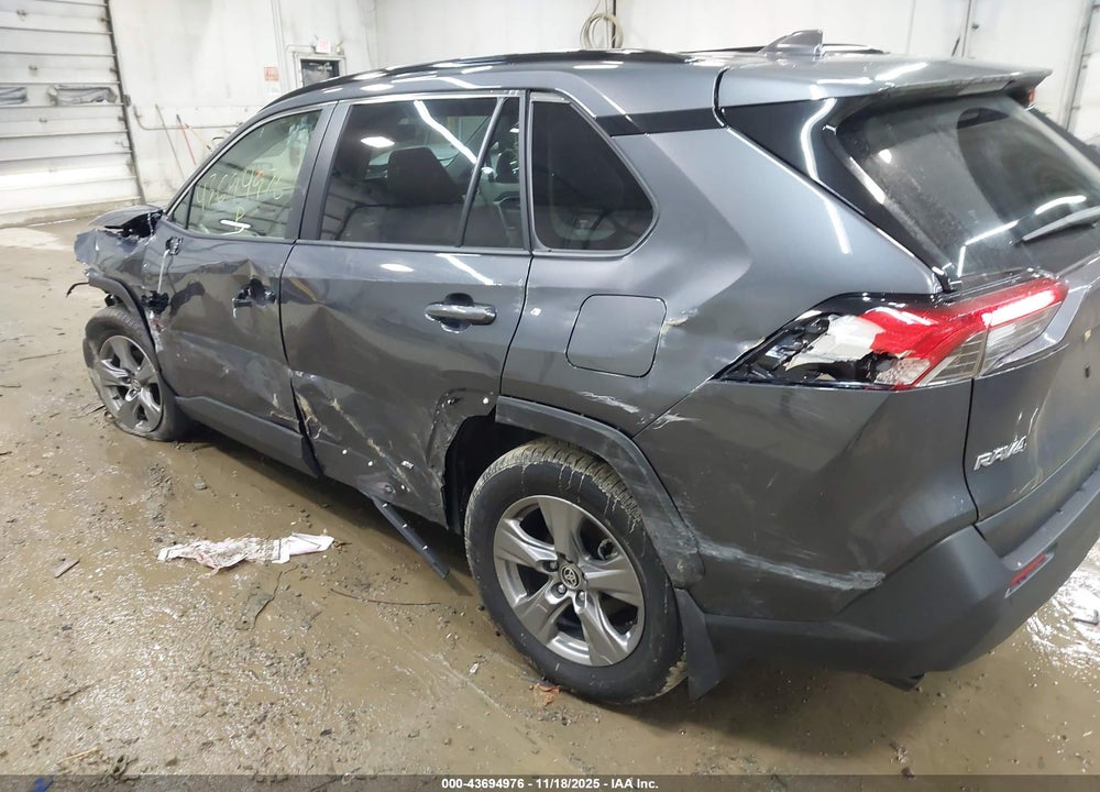 2025 TOYOTA RAV4 HYBRID XLE VIN: JTMRWRFV7SD333577