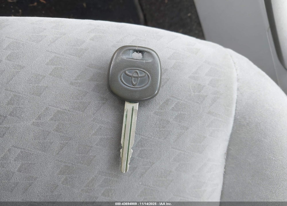 2009 TOYOTA COROLLA VIN: JTDBL40E299020231
