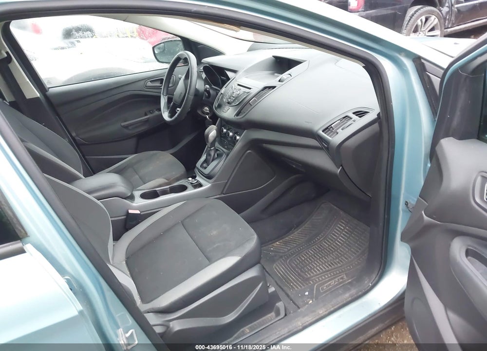 2013 FORD ESCAPE S VIN: 1FMCU0F76DUA19653