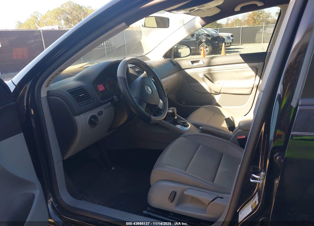 2008 VOLKSWAGEN JETTA VIN: 3VWRJ71K48M184975