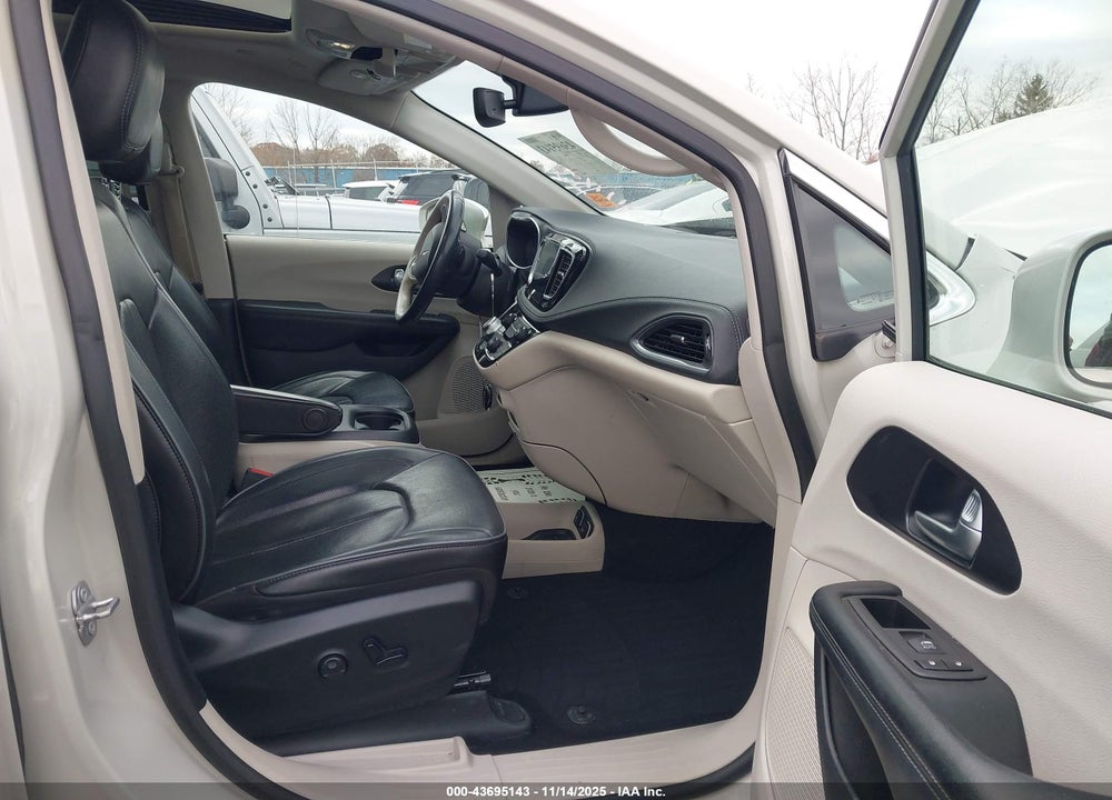 2020 CHRYSLER PACIFICA LIMITED VIN: 2C4RC1GGXLR138646