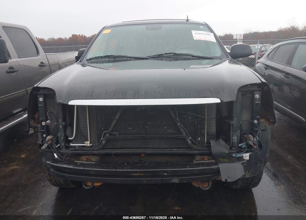 2010 GMC YUKON XL 1500 SLT VIN: 1GKUKKE37AR242537
