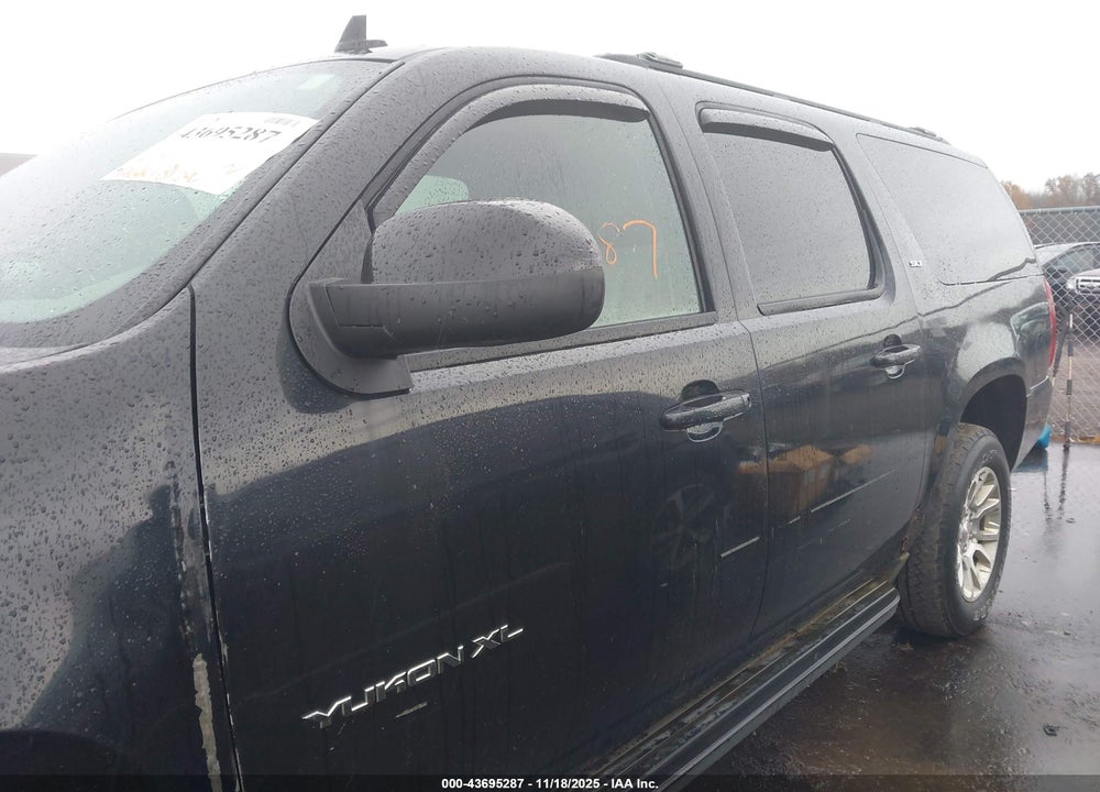 2010 GMC YUKON XL 1500 SLT VIN: 1GKUKKE37AR242537