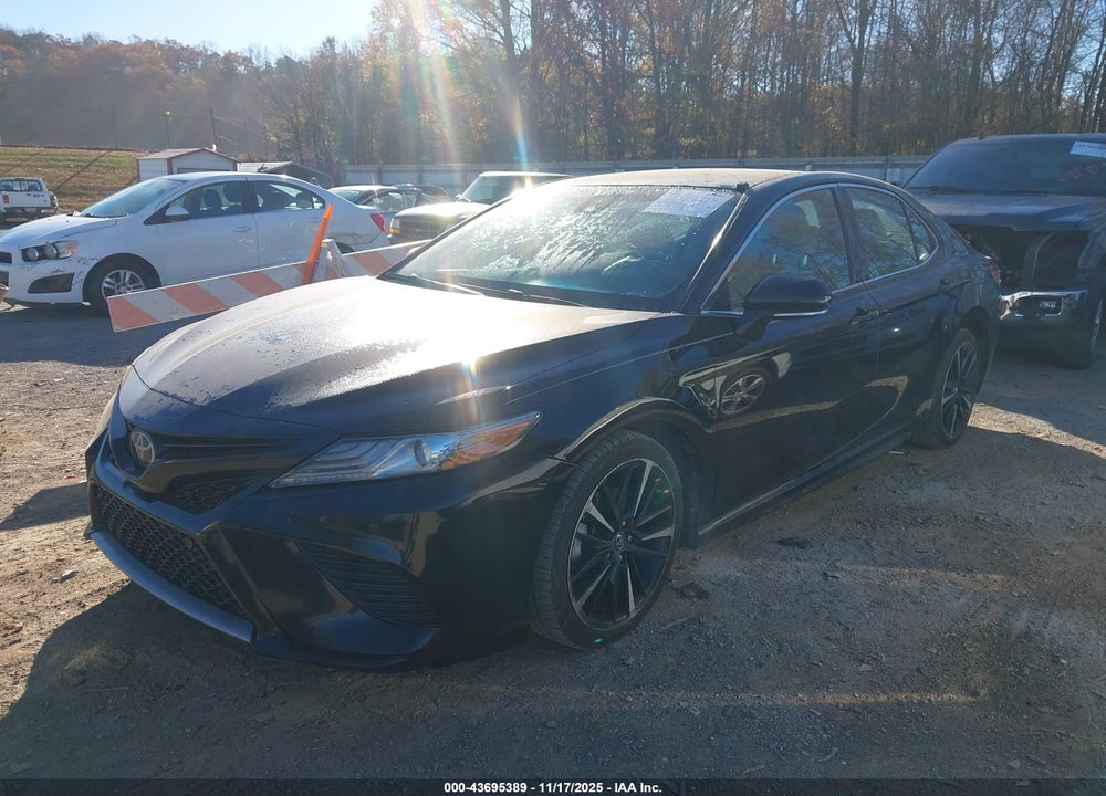 2018 TOYOTA CAMRY VIN: 4T1B61HK2JU004656