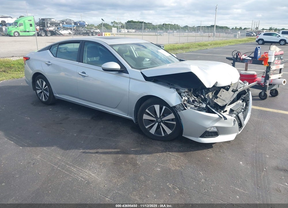2021 NISSAN ALTIMA SV FWD VIN: 1N4BL4DV2MN352749