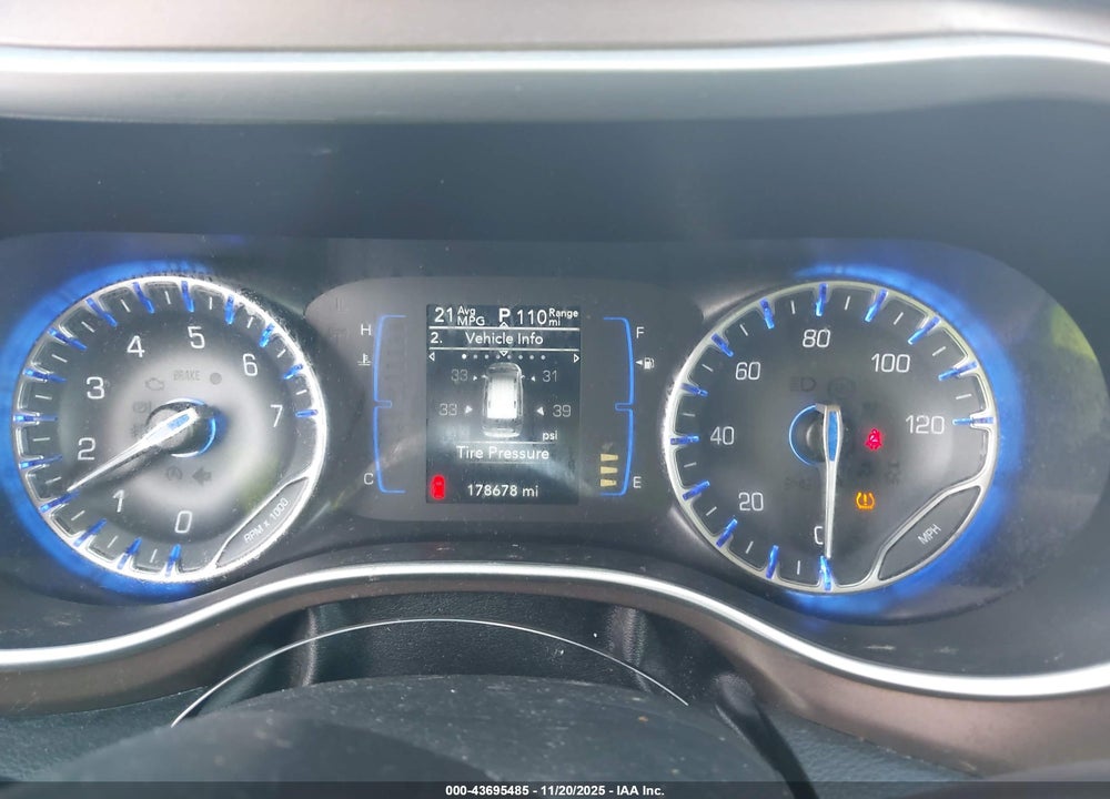 2019 CHRYSLER PACIFICA TOURING L VIN: 2C4RC1BG6KR593077
