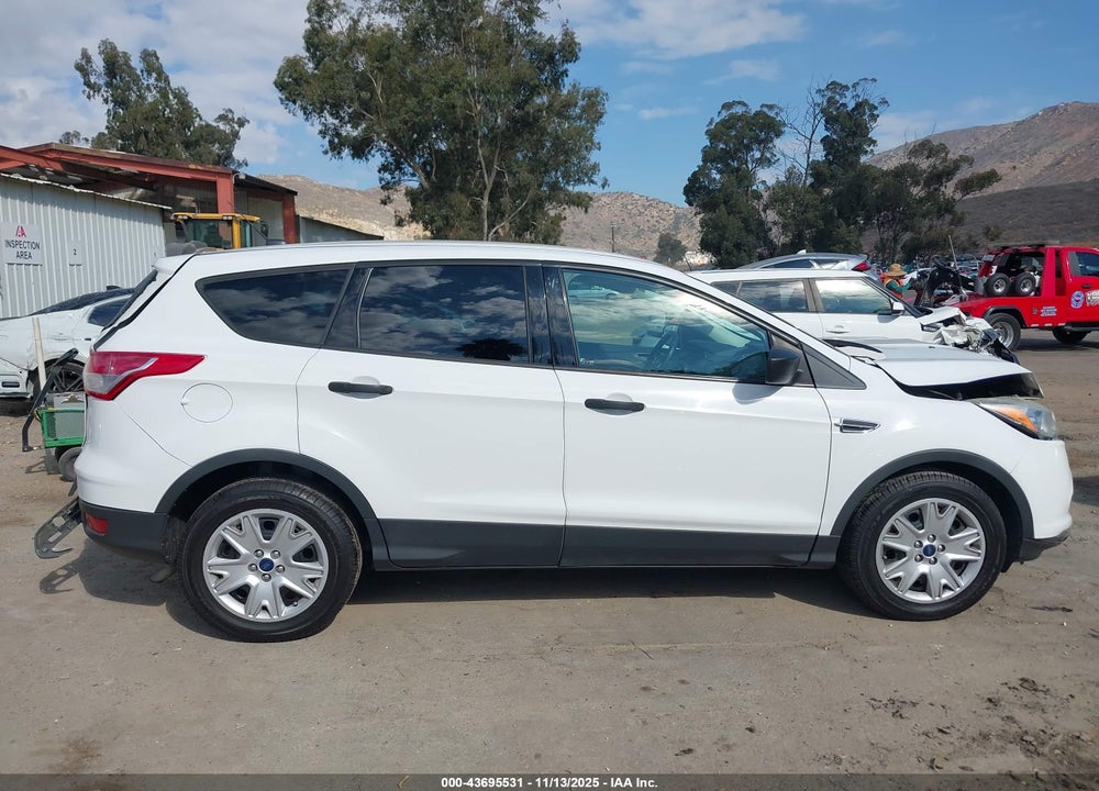 2016 FORD ESCAPE S VIN: 1FMCU0F74GUB25751