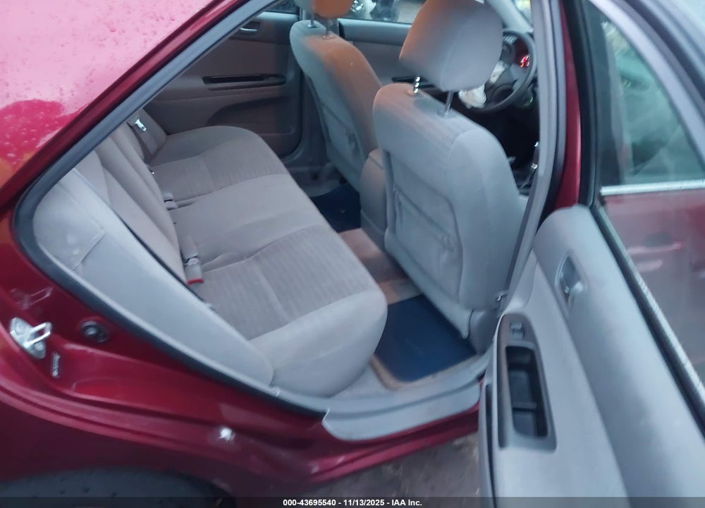 2005 TOYOTA CAMRY LE VIN: 4T1BE32K15U038472