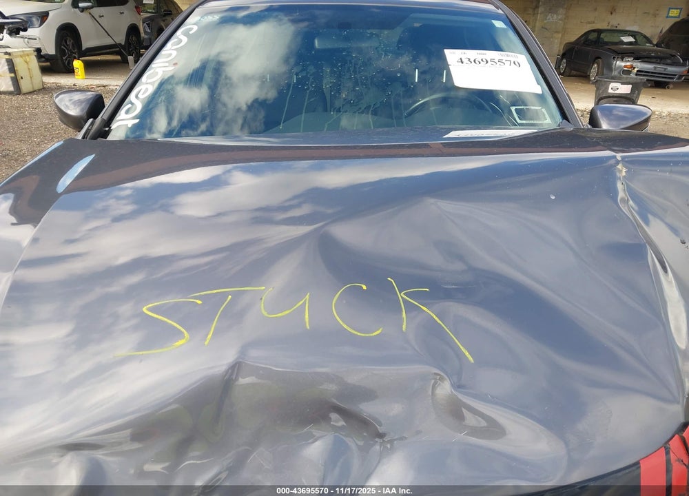 2013 HONDA ACCORD VIN: 1HGCR2F58DA251397