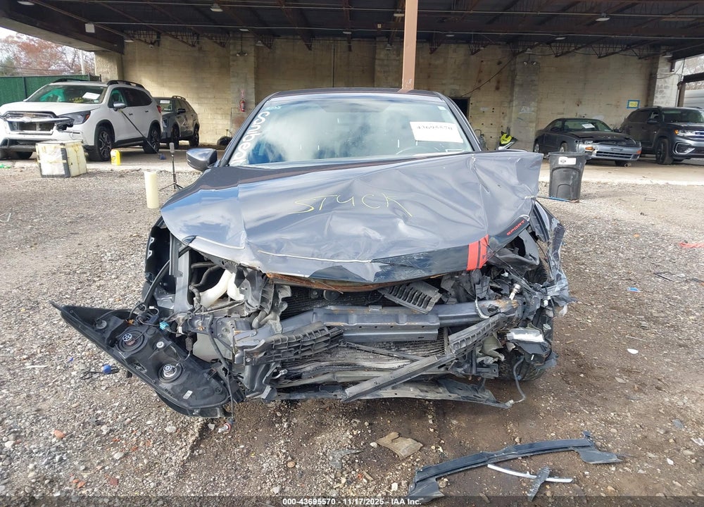 2013 HONDA ACCORD VIN: 1HGCR2F58DA251397