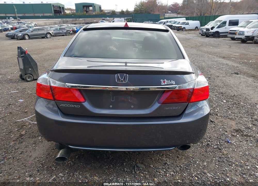 2013 HONDA ACCORD VIN: 1HGCR2F58DA251397
