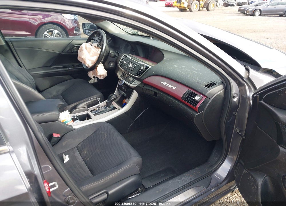 2013 HONDA ACCORD VIN: 1HGCR2F58DA251397