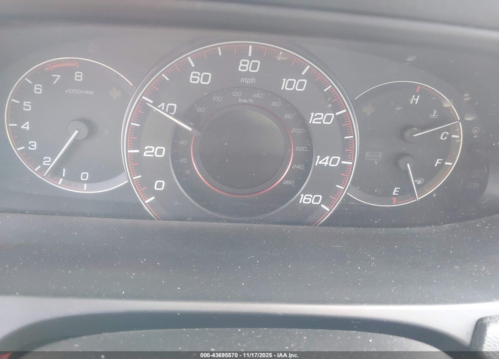 2013 HONDA ACCORD VIN: 1HGCR2F58DA251397