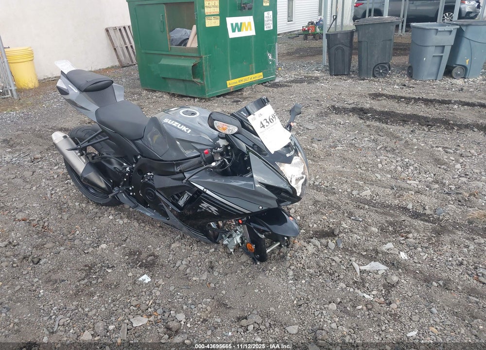 2025 SUZUKI GSX-R600 VIN: JS1GN7FA1S7100640