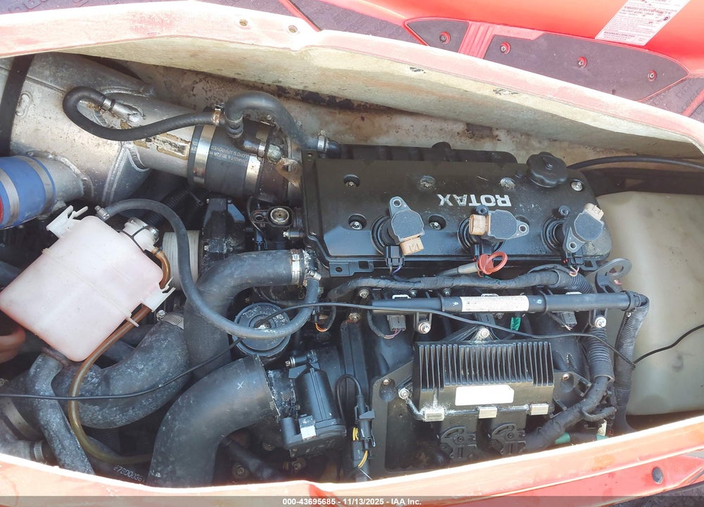 2017 SEA DOO RXT-300 VIN: YDV21958L617