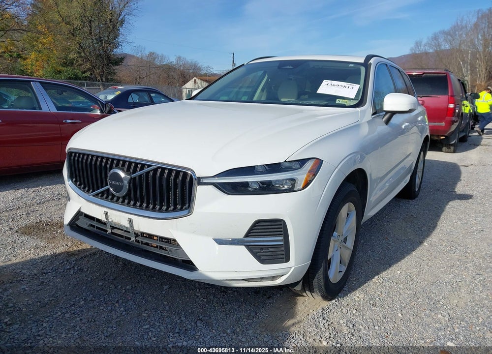 2022 VOLVO XC60 B5 MOMENTUM VIN: YV4L12RK4N1034418