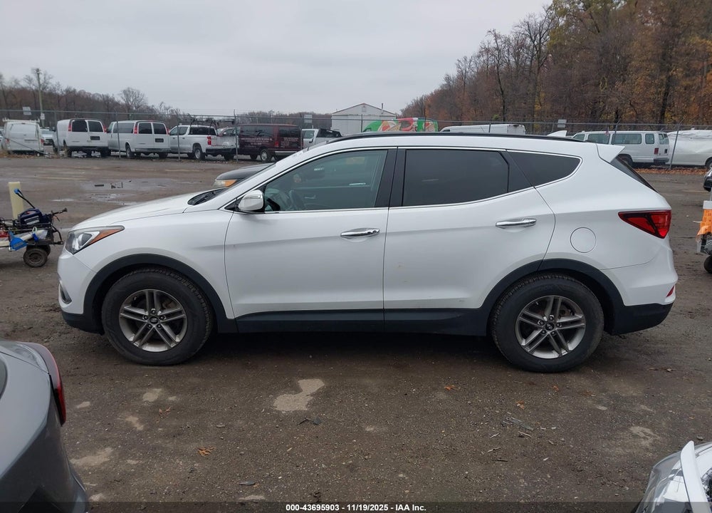 2017 HYUNDAI SANTA FE VIN: 5NMZUDLB4HH034843