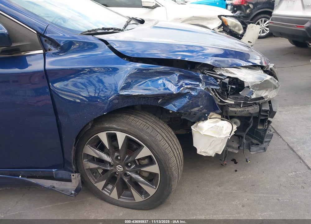 2016 NISSAN SENTRA SR VIN: 3N1AB7AP4GY332884