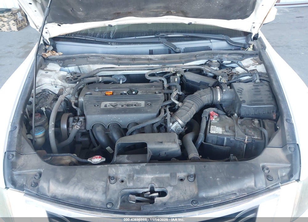 2008 HONDA ACCORD 2.4 EX-L VIN: 1HGCP26888A044160