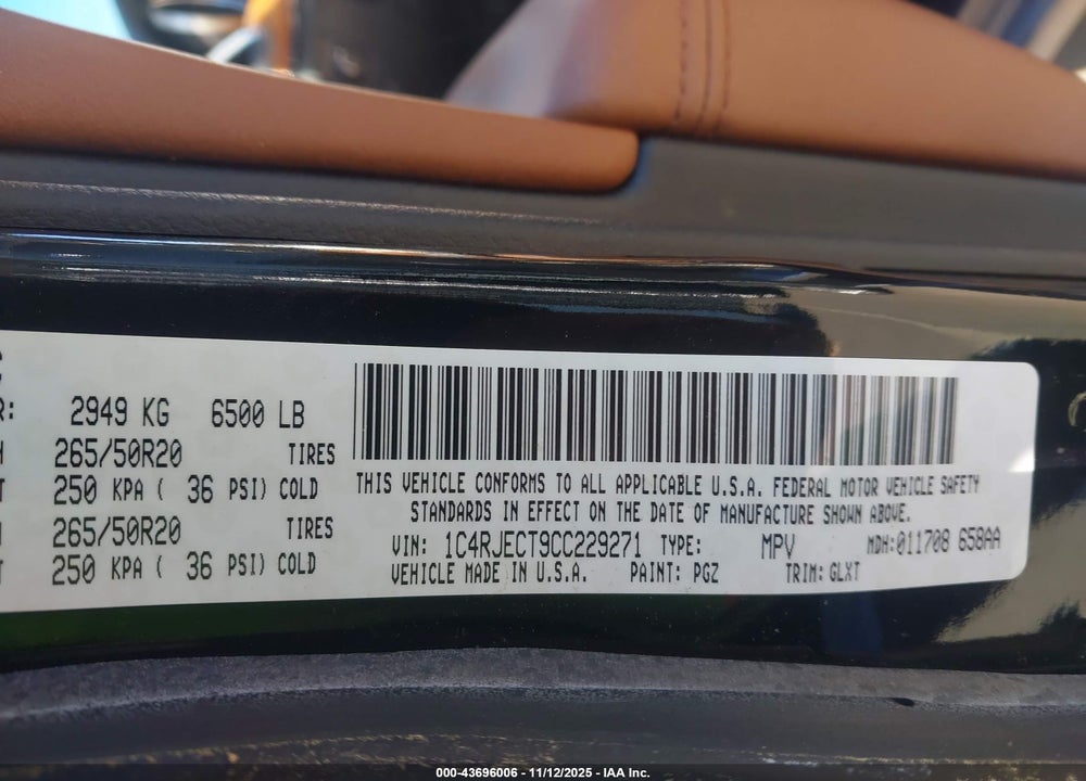 2012 JEEP GRAND CHEROKEE OVERLAND VIN: 1C4RJECT9CC229271