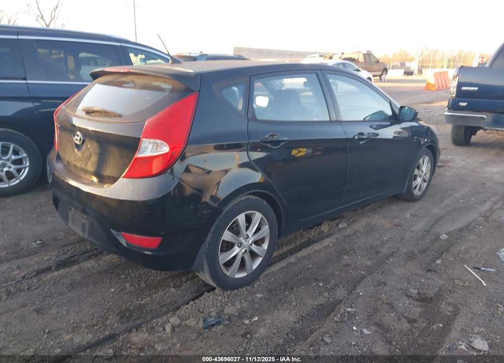2012 HYUNDAI ACCENT SE VIN: KMHCU5AE8CU040876