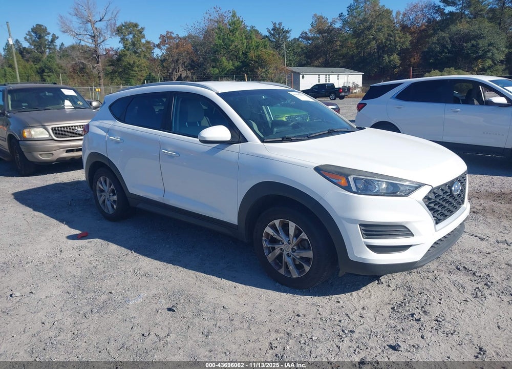 2019 HYUNDAI TUCSON VALUE VIN: KM8J33A4XKU979967