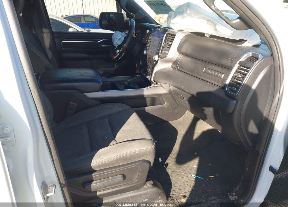 2024 RAM 1500 BIG HORN  4X2 5'7 BOX VIN: 1C6RREFT4RN113260