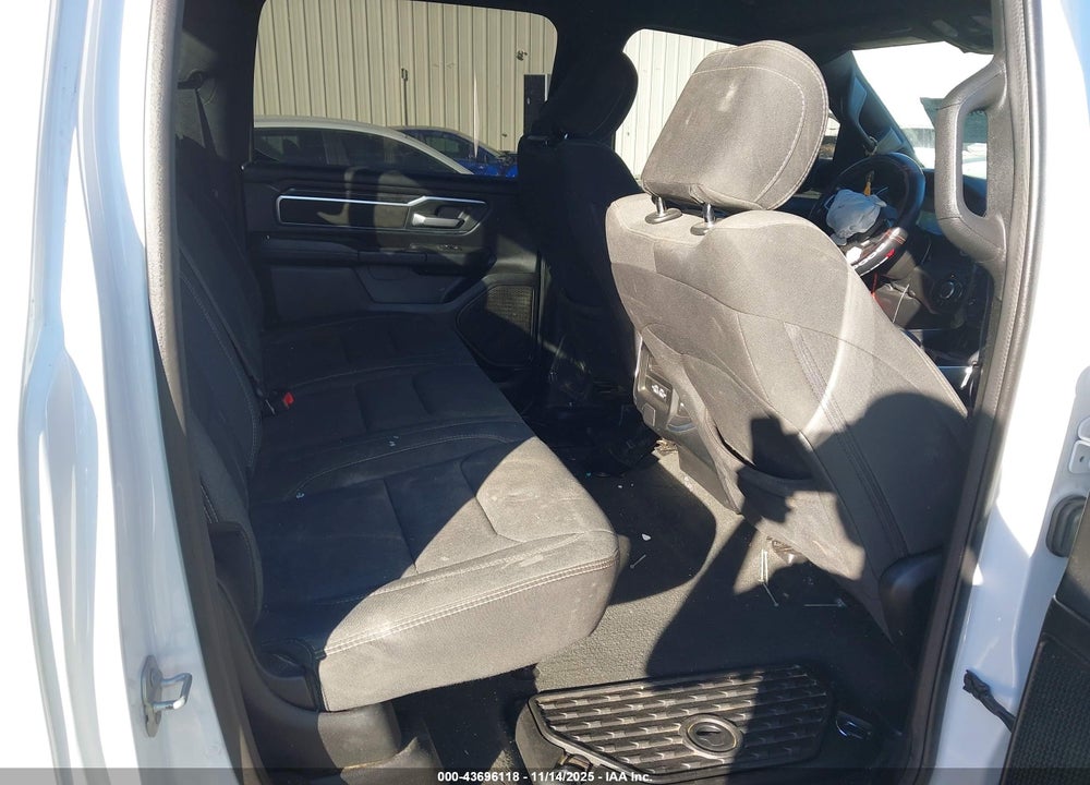 2024 RAM 1500 BIG HORN  4X2 5'7 BOX VIN: 1C6RREFT4RN113260