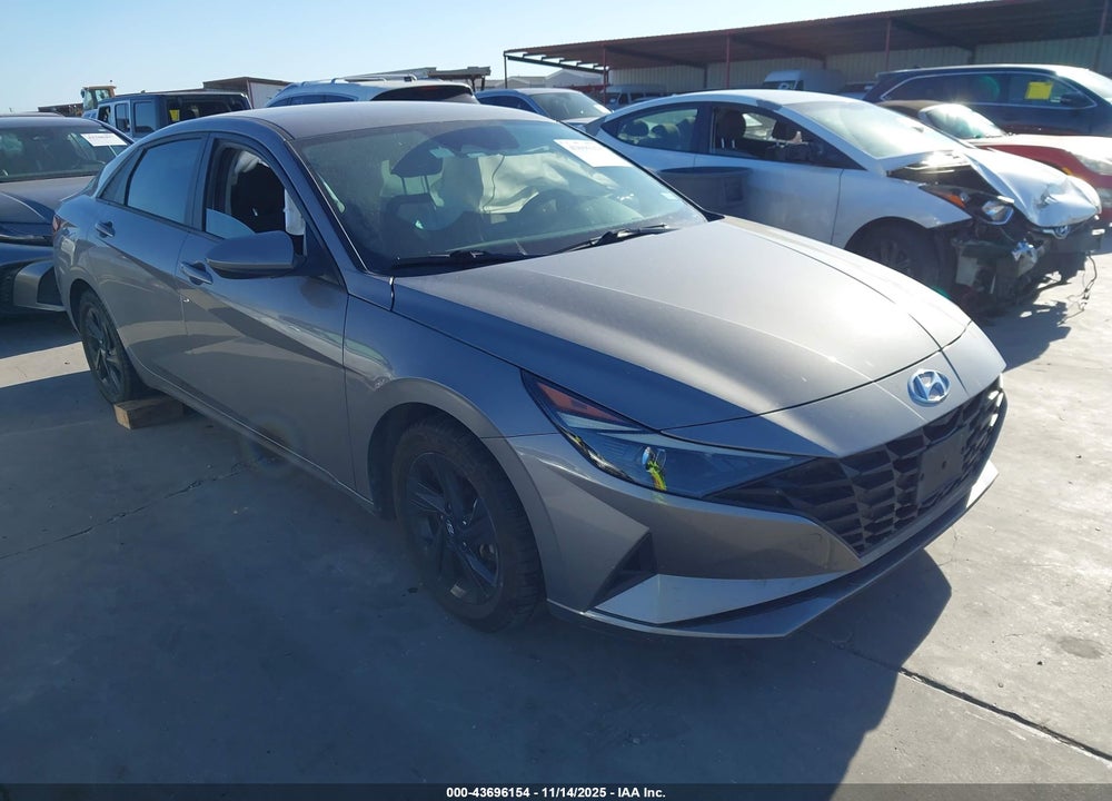2021 HYUNDAI ELANTRA SEL VIN: KMHLM4AG8MU093025