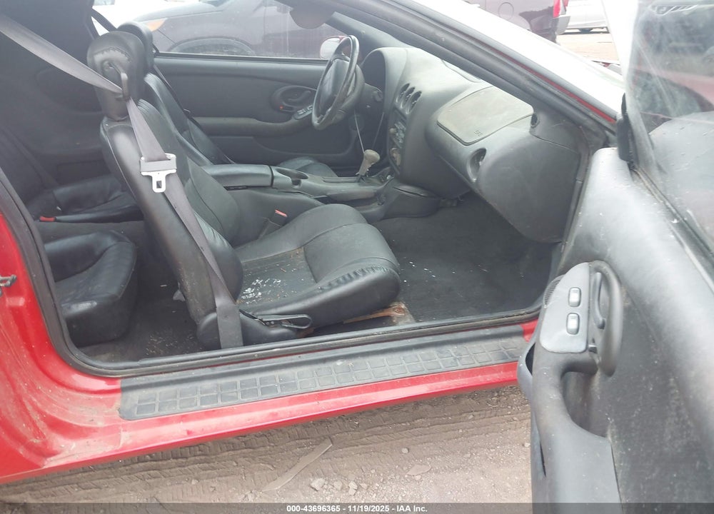 2000 PONTIAC FIREBIRD VIN: 2G2FS22K1Y2164063