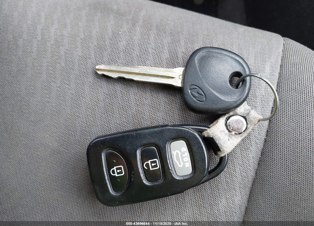 2014 HYUNDAI ELANTRA SE VIN: 5NPDH4AEXEH540882
