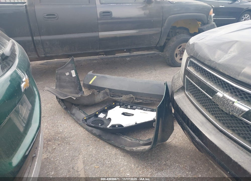 2018 CHEVROLET EQUINOX LS VIN: 2GNAXHEV2J6169391