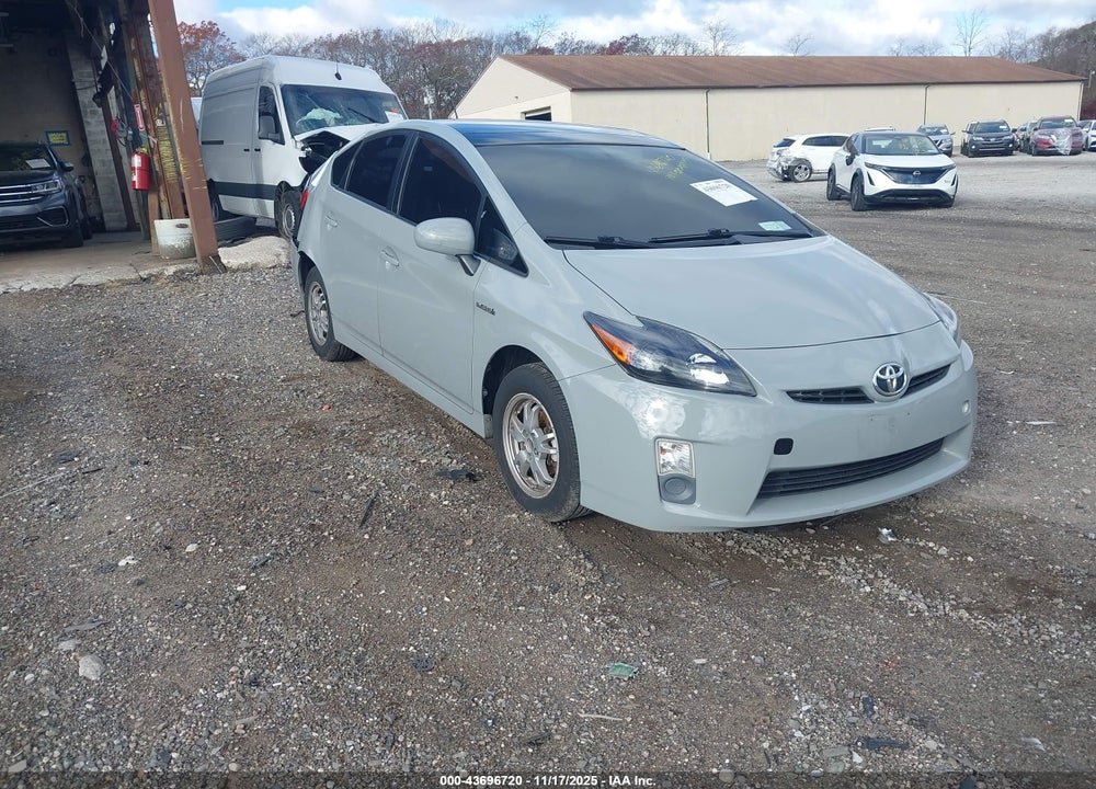2011 TOYOTA PRIUS FOUR VIN: JTDKN3DUXB0314850