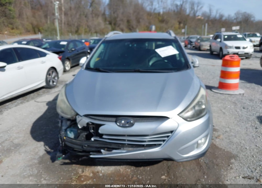 2014 HYUNDAI TUCSON SE VIN: KM8JU3AGXEU880108
