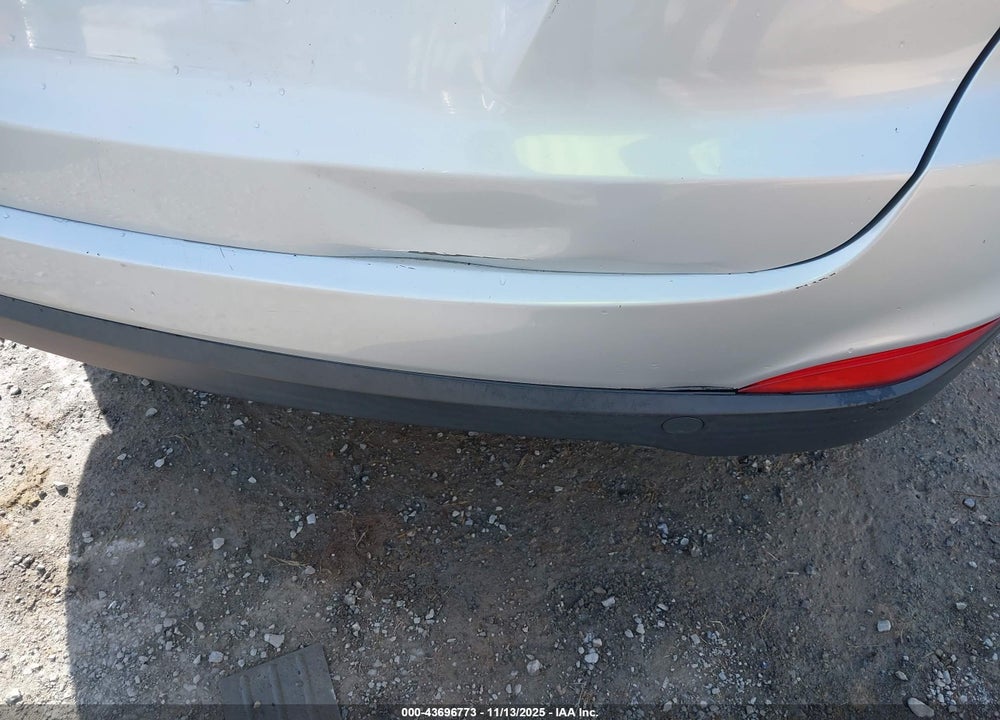 2014 HYUNDAI TUCSON SE VIN: KM8JU3AGXEU880108