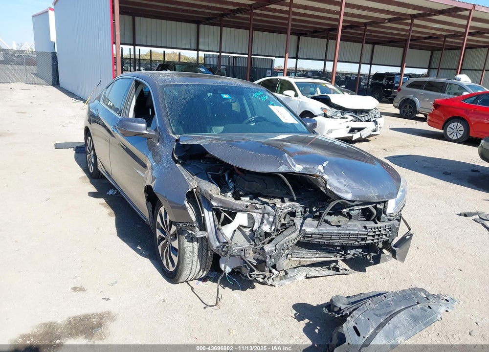 2015 HONDA ACCORD HYBRID TOURING VIN: 1HGCR6F71FA008882