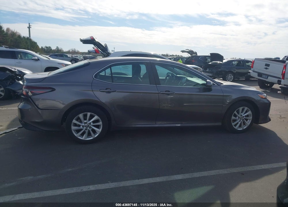 2024 TOYOTA CAMRY LE VIN: 4T1C11BK5RU119453
