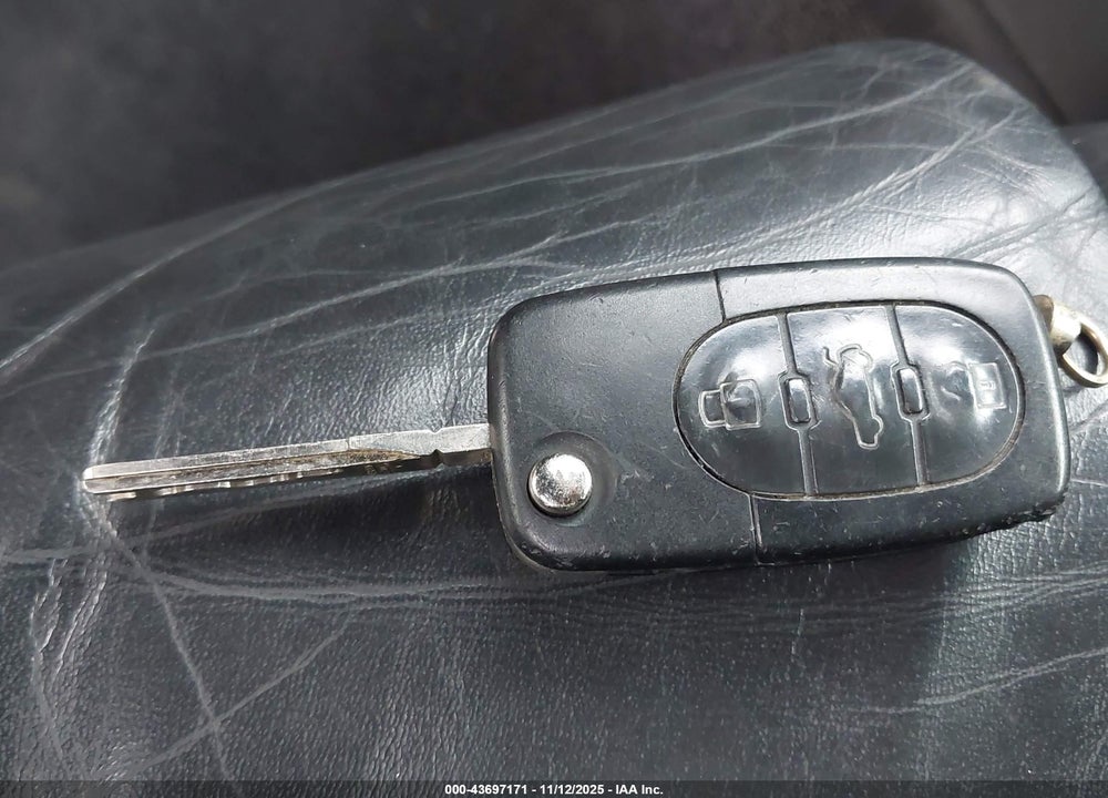 2003 AUDI TT 1.8L VIN: TRUTC28N731014658