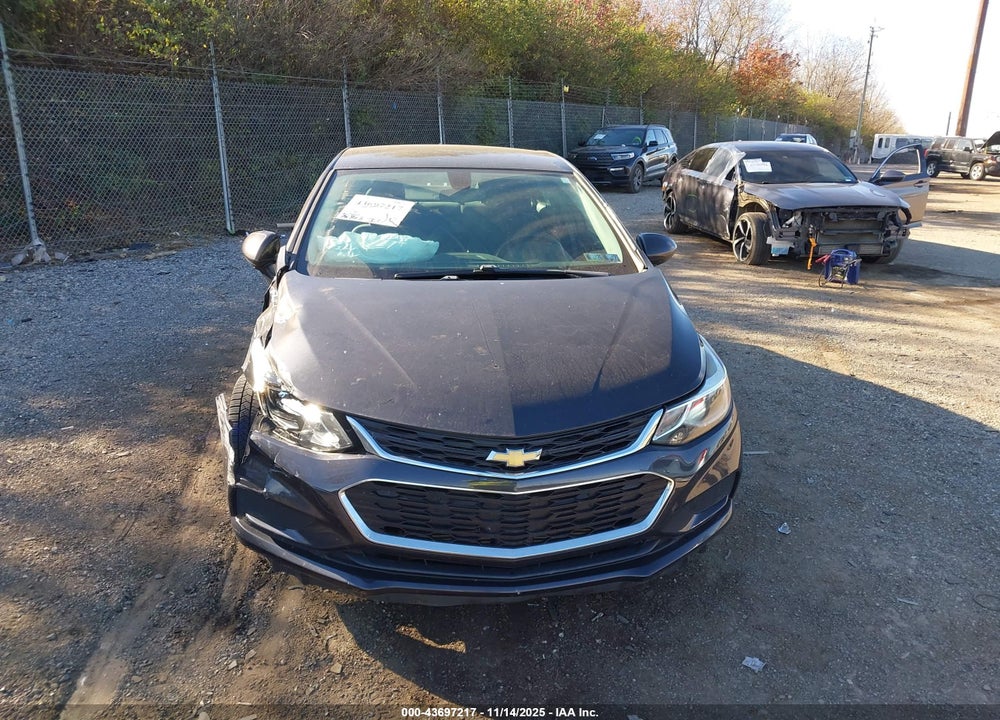 2017 CHEVROLET CRUZE LT AUTO VIN: 1G1BE5SM4H7124694