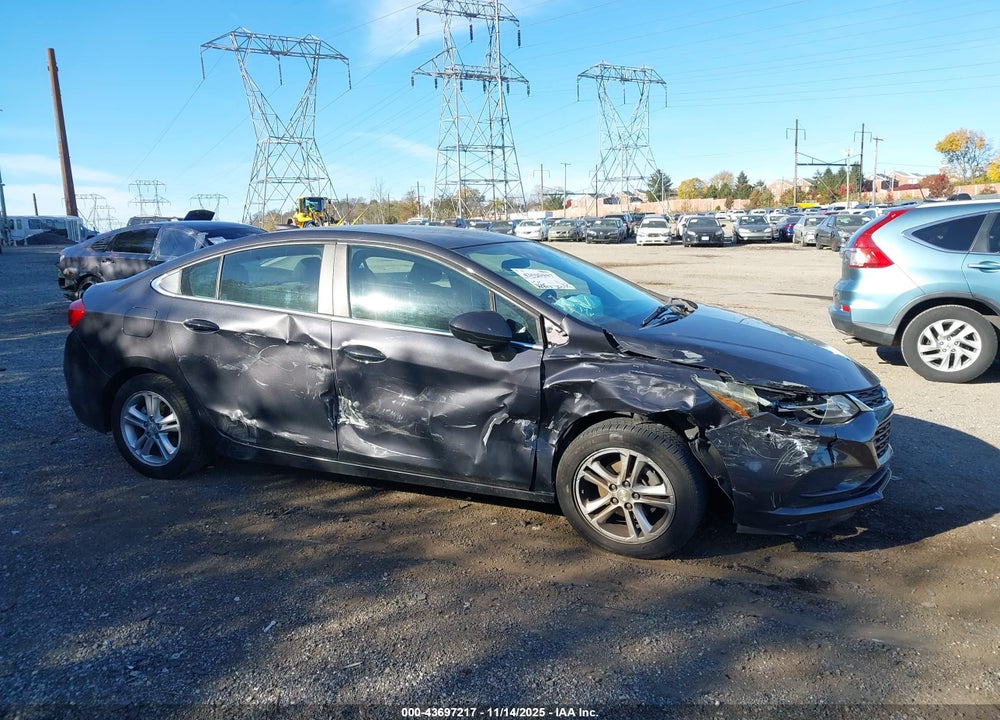 2017 CHEVROLET CRUZE LT AUTO VIN: 1G1BE5SM4H7124694