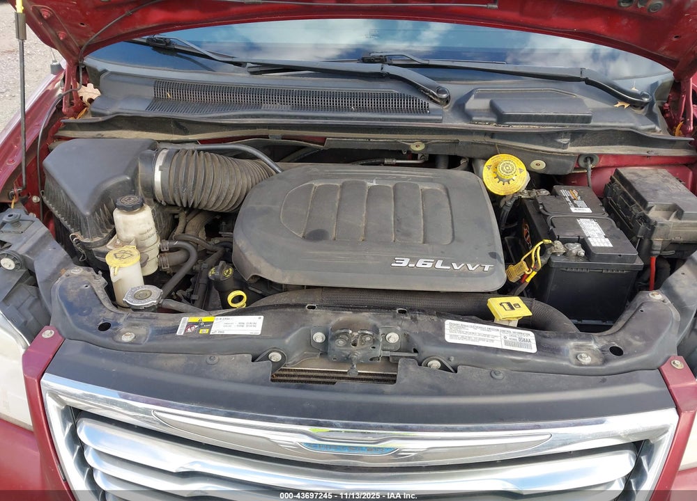 2014 CHRYSLER TOWN & COUNTRY TOURING VIN: 2C4RC1BG3ER220941