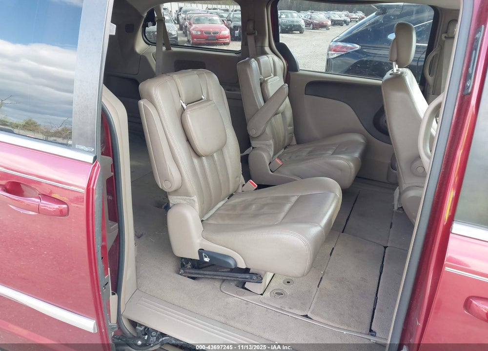 2014 CHRYSLER TOWN & COUNTRY TOURING VIN: 2C4RC1BG3ER220941