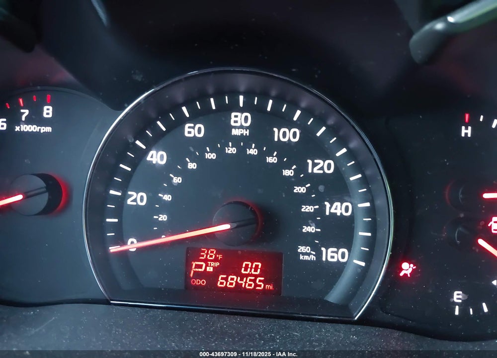 2015 KIA SORENTO VIN: 5XYKTCA66FG593774