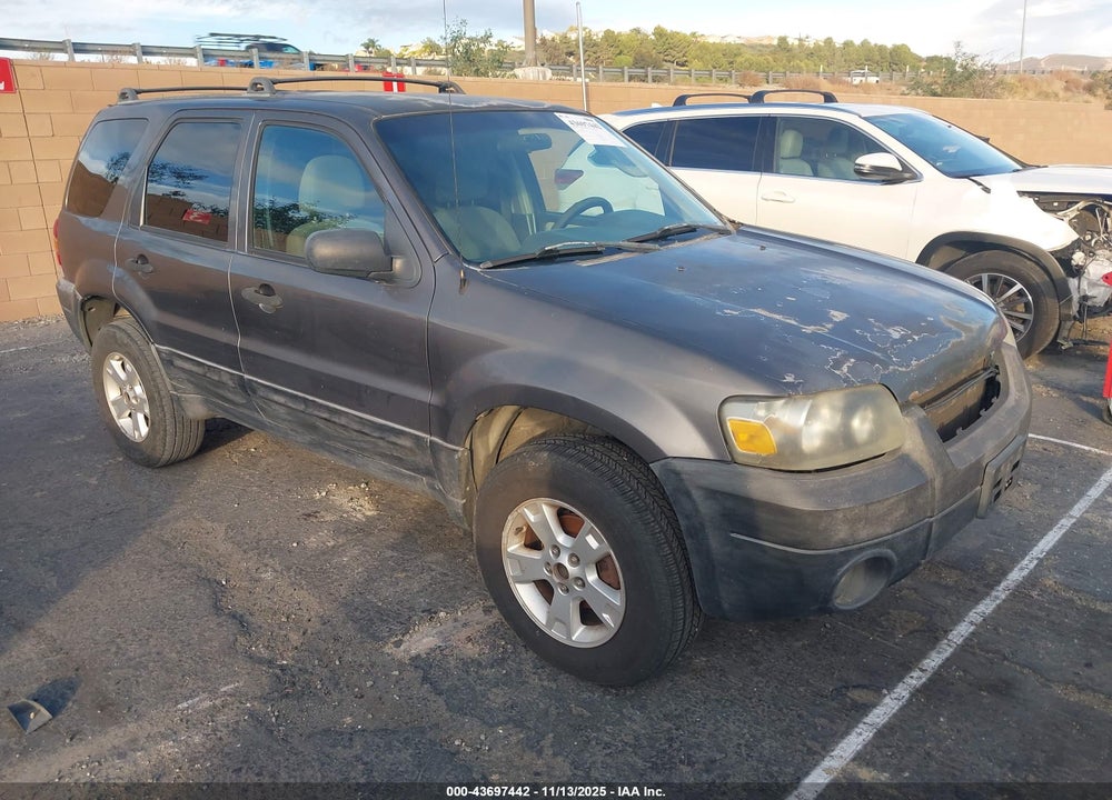 2005 FORD ESCAPE XLT VIN: 1FMYU03115KC10481
