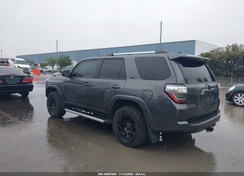 2022 TOYOTA 4RUNNER SR5 VIN: JTEMU5JR5N6083599