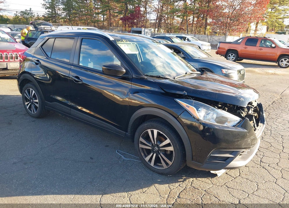 2019 NISSAN KICKS SV VIN: 3N1CP5CU7KL553953