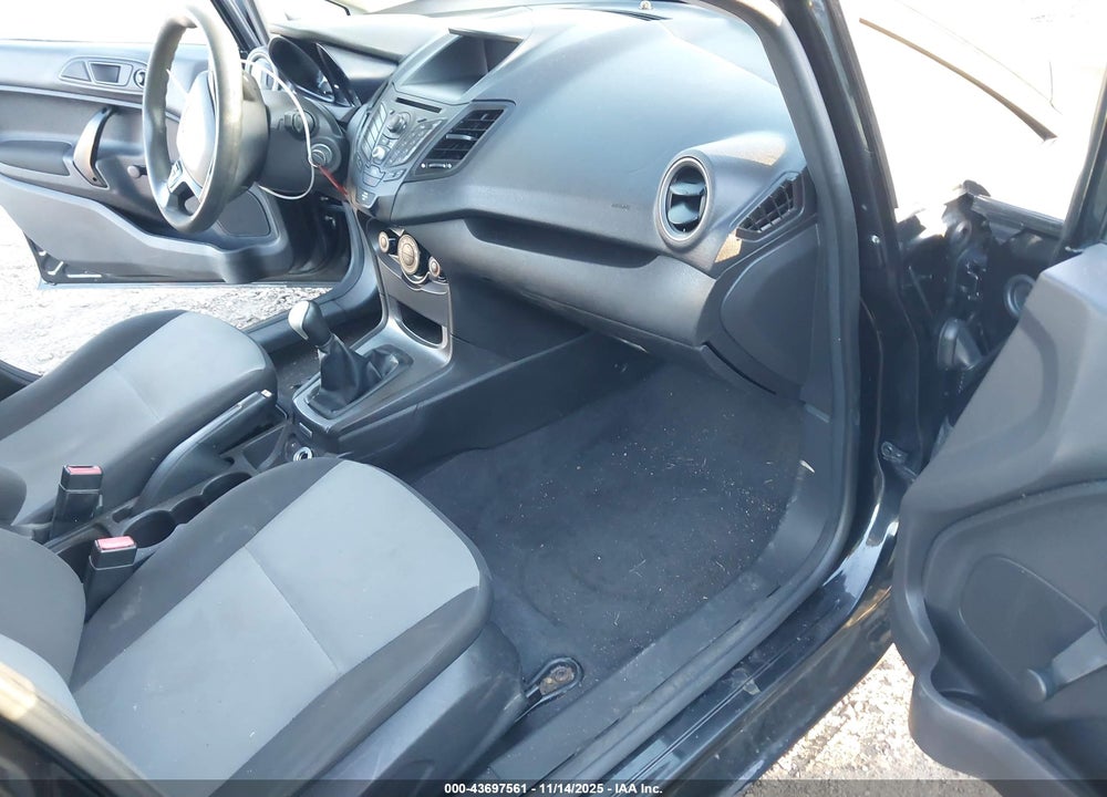 2015 FORD FIESTA VIN: 3FADP4TJ4FM157048