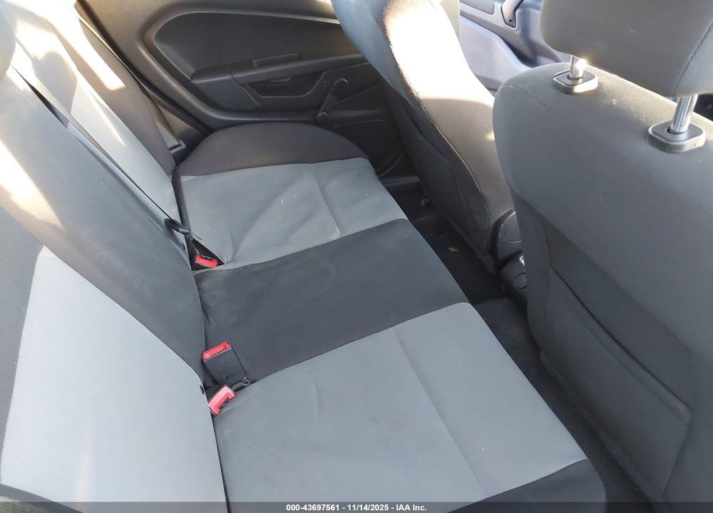 2015 FORD FIESTA VIN: 3FADP4TJ4FM157048