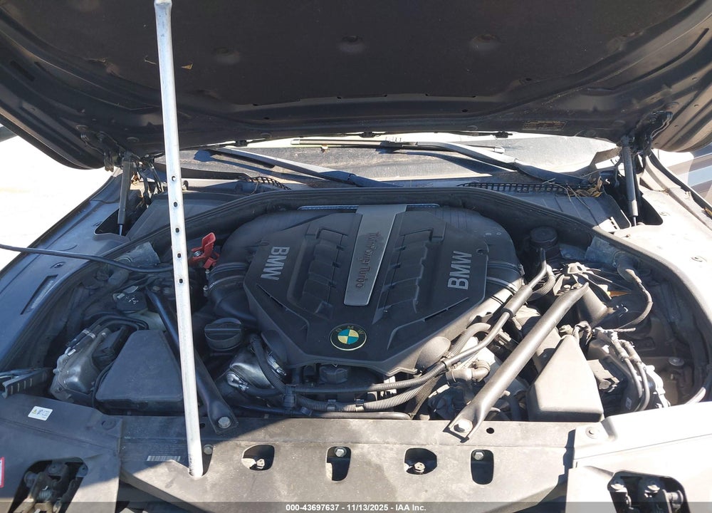 2013 BMW 750LI VIN: WBAYE8C55DD131723